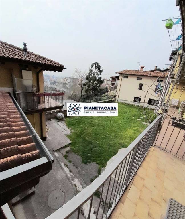 appartamento in vendita ad Almenno San Salvatore