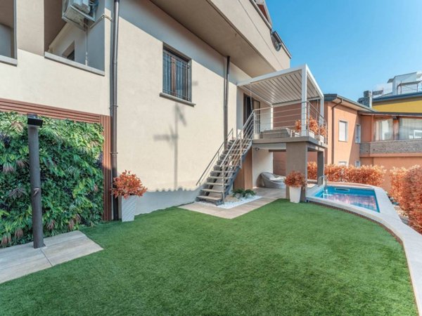 casa indipendente in vendita ad Almenno San Salvatore