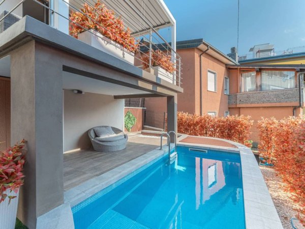 casa indipendente in vendita ad Almenno San Salvatore