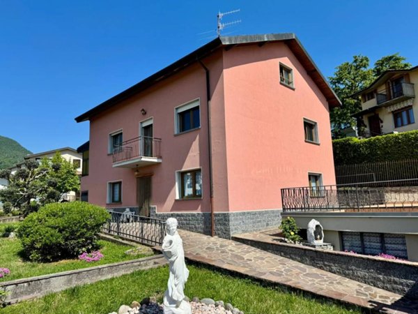 casa indipendente in vendita ad Almenno San Salvatore