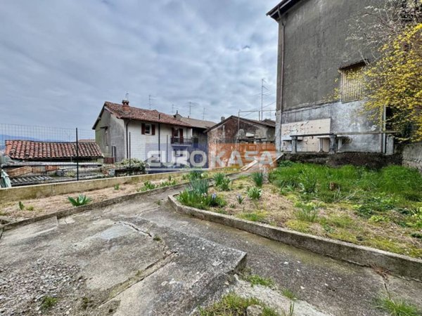 casa indipendente in vendita ad Almenno San Salvatore