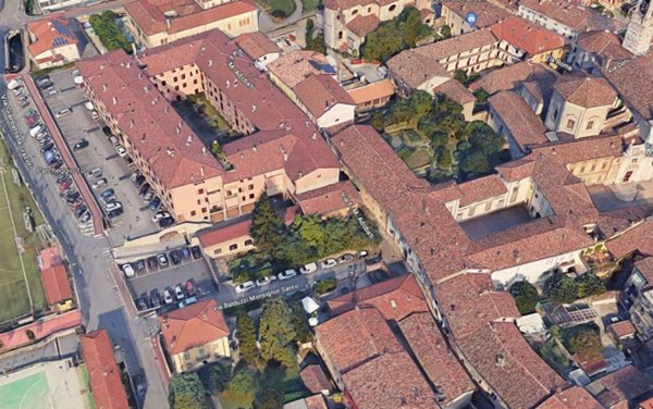 terreno edificabile in vendita ad Alzano Lombardo
