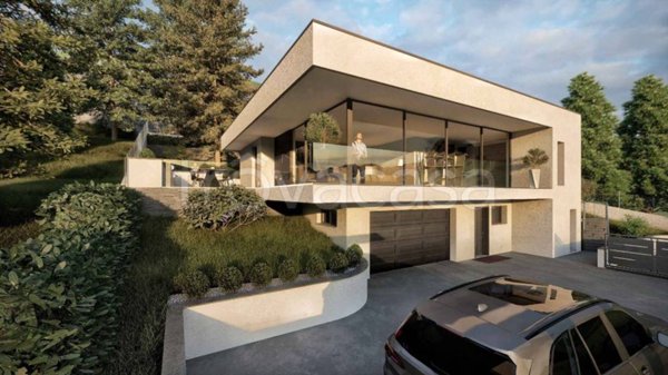 casa indipendente in vendita ad Alzano Lombardo