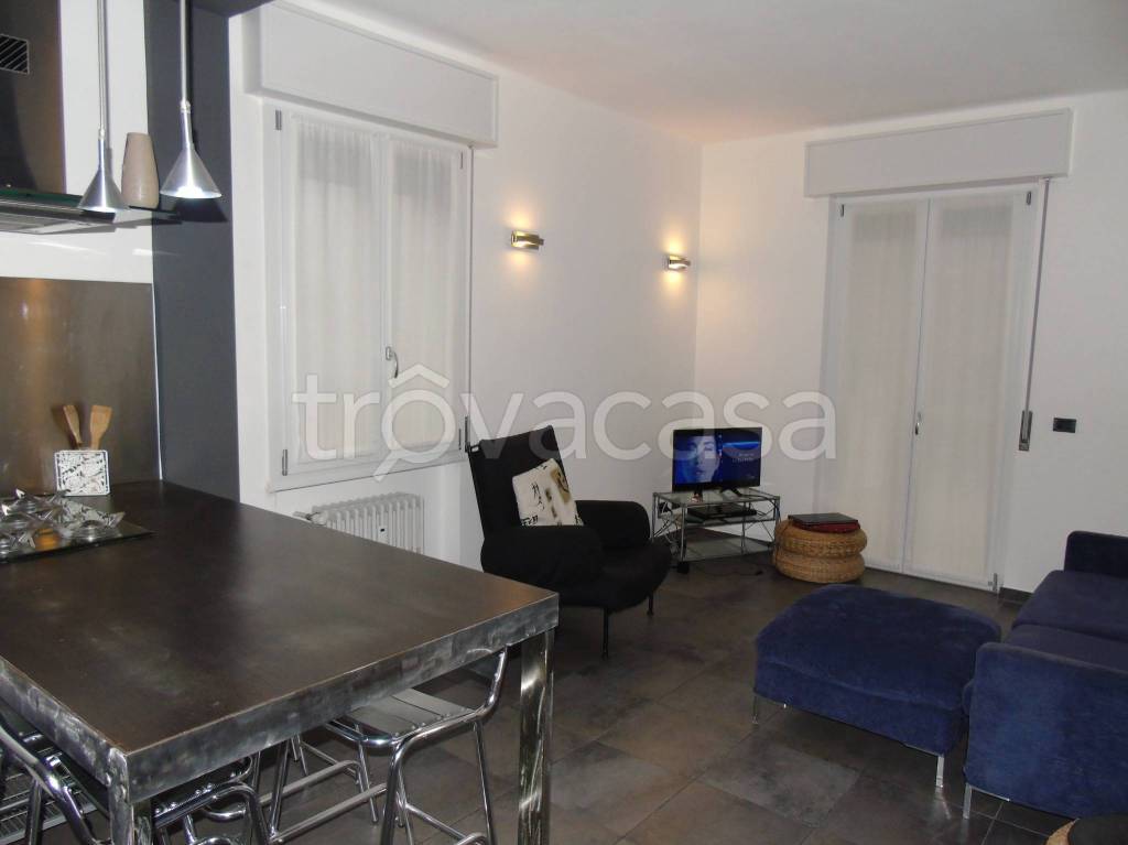 appartamento in vendita ad Alzano Lombardo