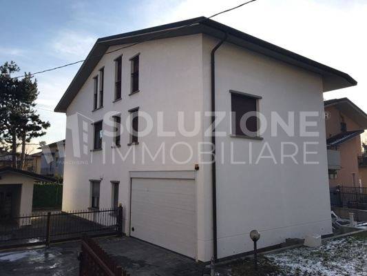 appartamento in vendita ad Alzano Lombardo