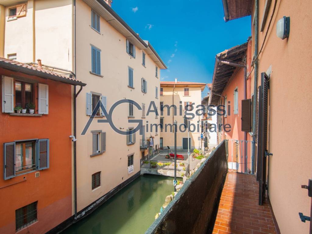 appartamento in vendita ad Alzano Lombardo