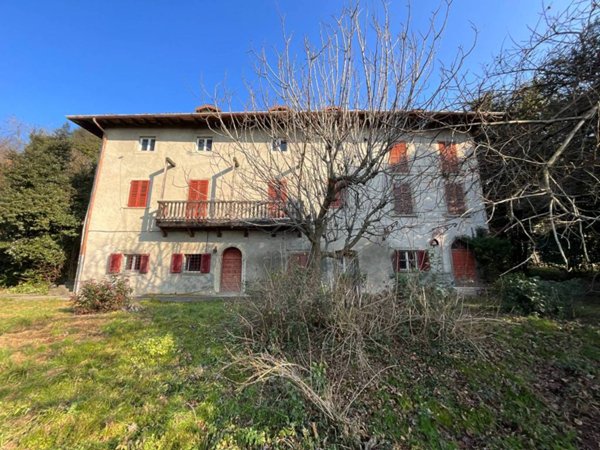 casa indipendente in vendita ad Alzano Lombardo
