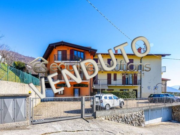 appartamento in vendita ad Alzano Lombardo in zona Monte di Nese