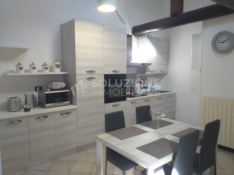 appartamento in vendita ad Alzano Lombardo
