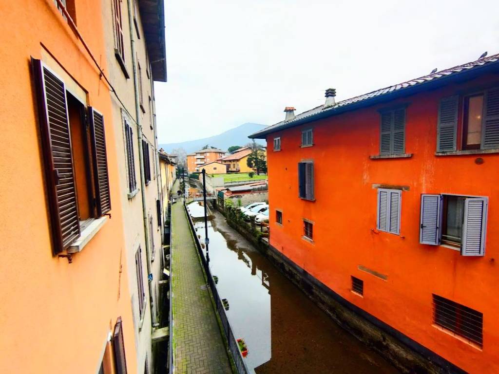 appartamento in vendita ad Alzano Lombardo
