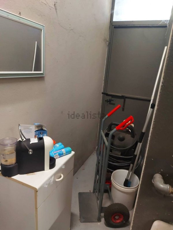 locale di sgombero in vendita ad Alzano Lombardo