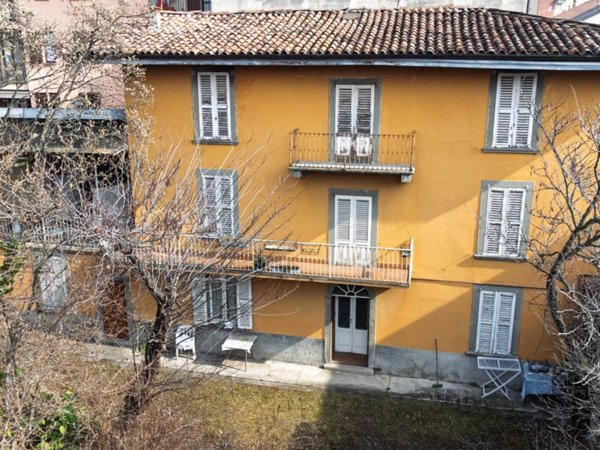 casa indipendente in vendita ad Alzano Lombardo