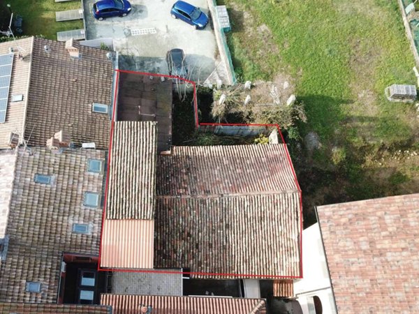 casa indipendente in vendita ad Alzano Lombardo