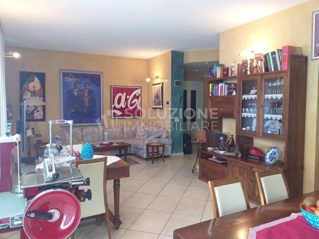 appartamento in vendita ad Alzano Lombardo