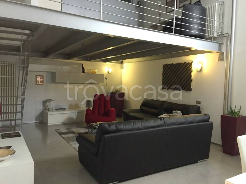 appartamento in vendita ad Alzano Lombardo