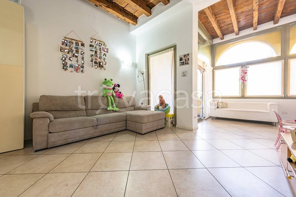 appartamento in vendita ad Alzano Lombardo
