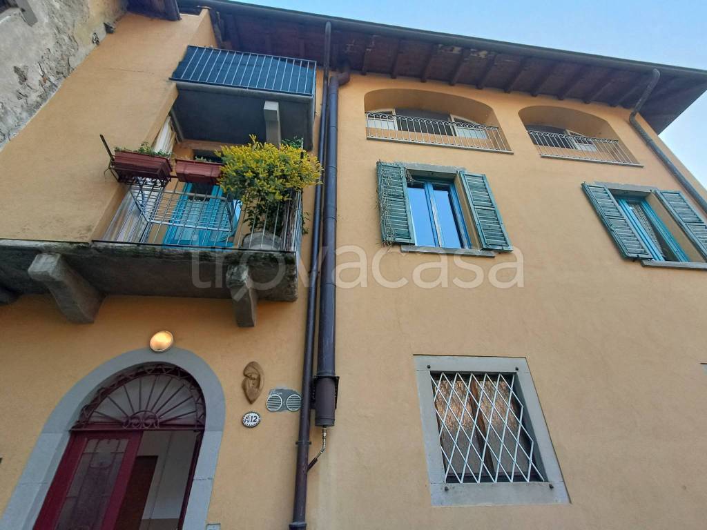 appartamento in vendita ad Alzano Lombardo