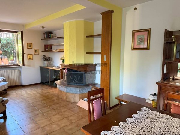 appartamento in vendita ad Alzano Lombardo