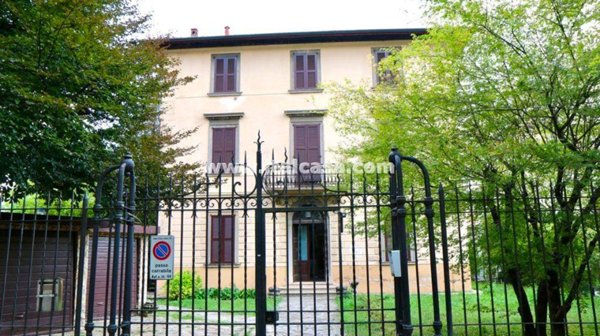 appartamento in vendita ad Alzano Lombardo