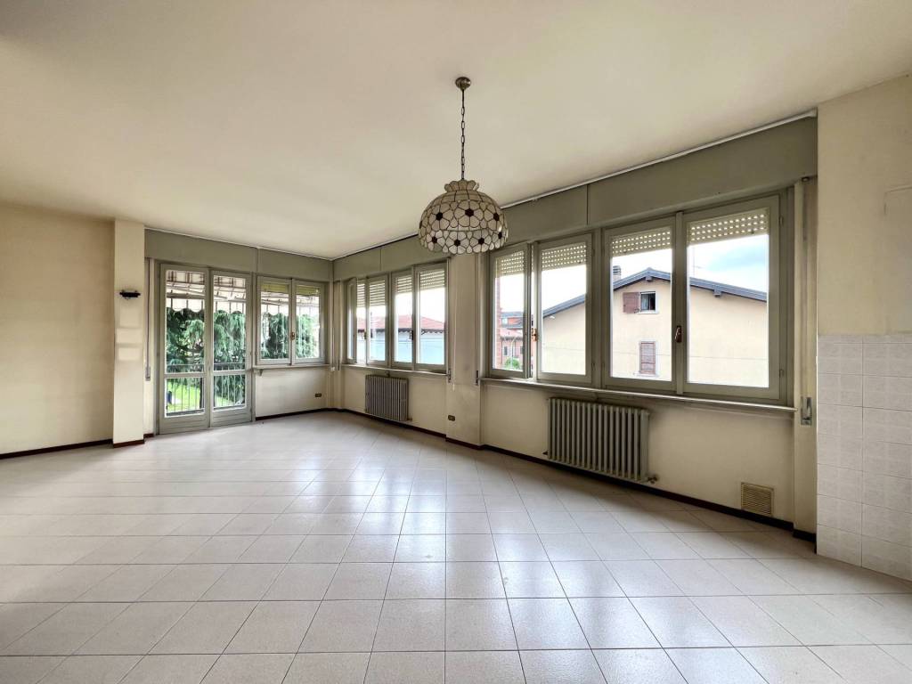 appartamento in vendita ad Alzano Lombardo