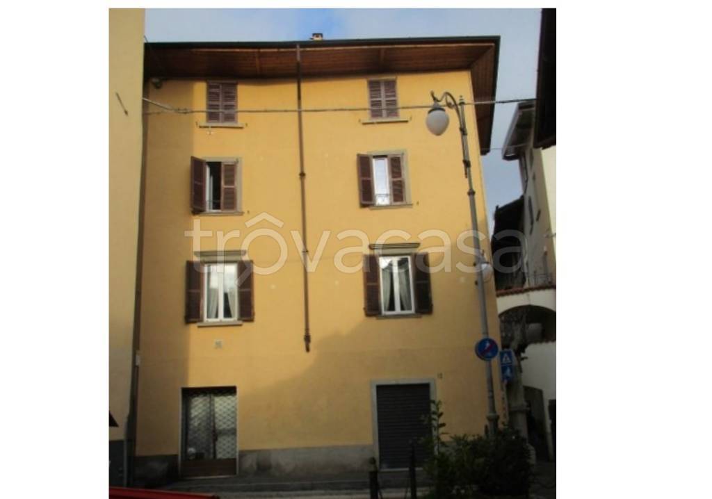 appartamento in vendita ad Alzano Lombardo