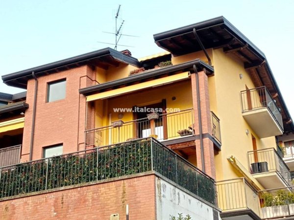 appartamento in vendita ad Alzano Lombardo