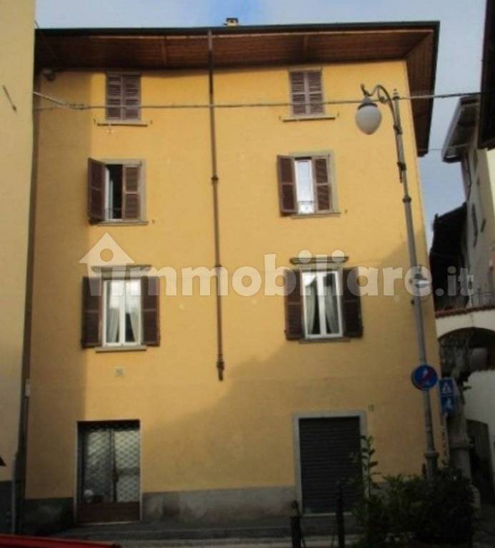 appartamento in vendita ad Alzano Lombardo
