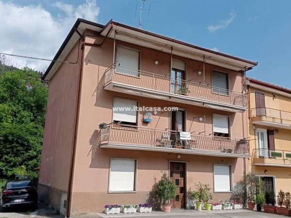 appartamento in vendita ad Alzano Lombardo