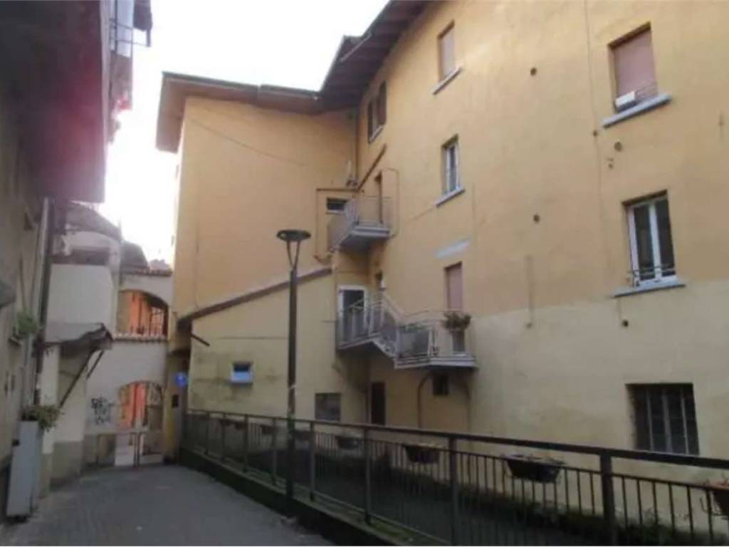 appartamento in vendita ad Alzano Lombardo