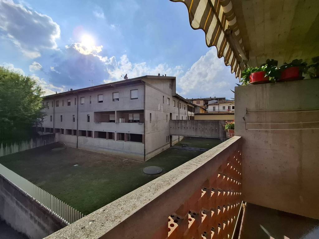 appartamento in vendita ad Alzano Lombardo