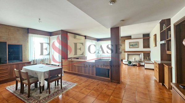 appartamento in vendita ad Alzano Lombardo