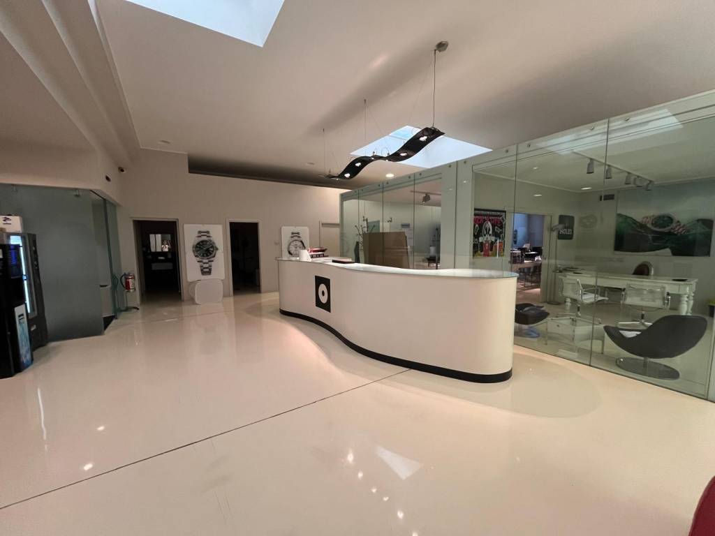 ufficio in vendita ad Alzano Lombardo
