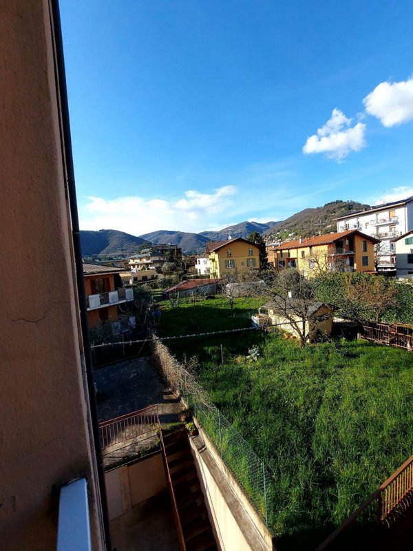 appartamento in vendita ad Alzano Lombardo