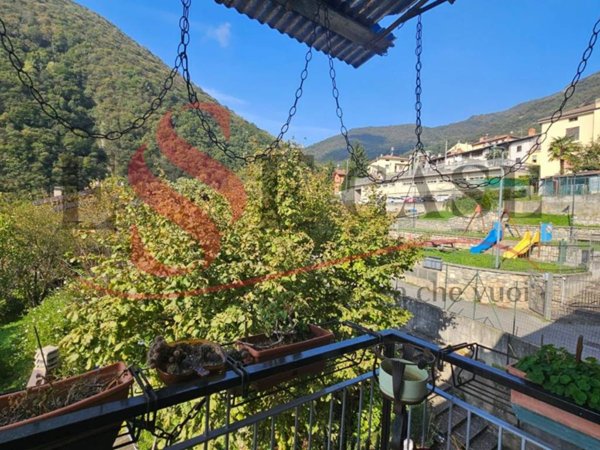 appartamento in vendita ad Alzano Lombardo in zona Olera