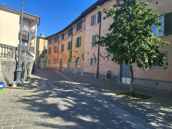 appartamento in vendita ad Alzano Lombardo