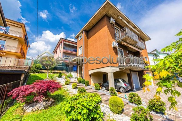 casa indipendente in vendita ad Alzano Lombardo