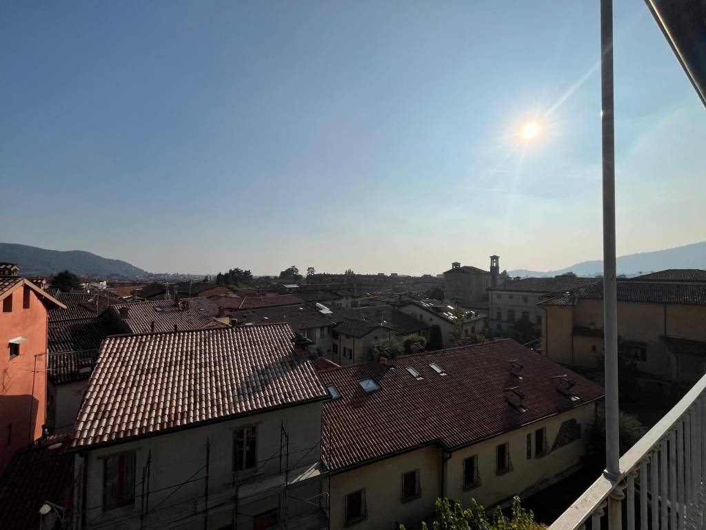 appartamento in vendita ad Alzano Lombardo
