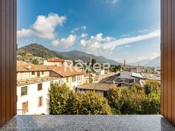 appartamento in vendita ad Alzano Lombardo