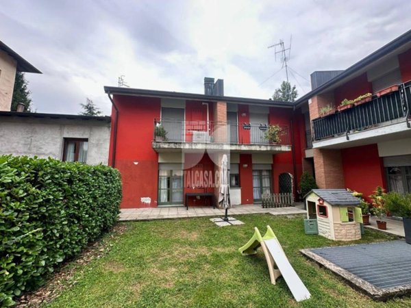 appartamento in vendita ad Alzano Lombardo