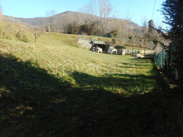 terreno edificabile in vendita ad Alzano Lombardo