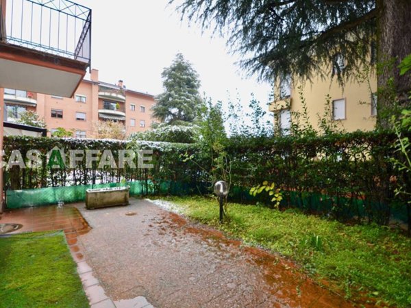 casa indipendente in vendita ad Alzano Lombardo