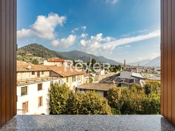 appartamento in vendita ad Alzano Lombardo