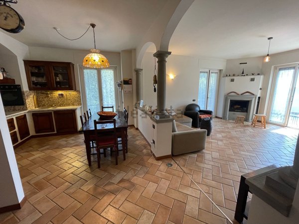 appartamento in vendita ad Alzano Lombardo