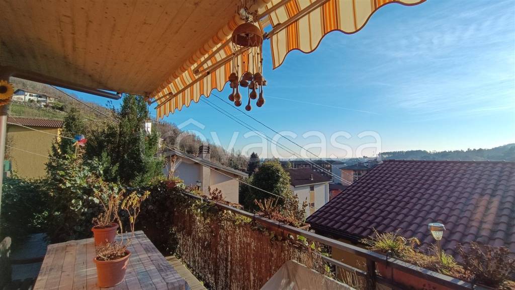 appartamento in vendita ad Alzano Lombardo