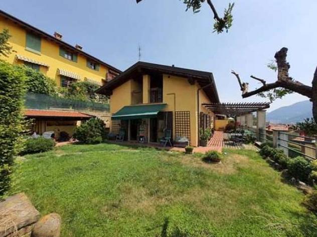 appartamento in vendita ad Alzano Lombardo