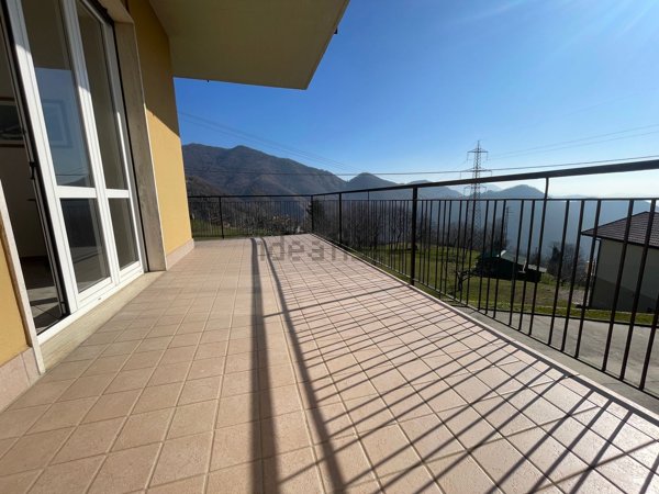 appartamento in vendita ad Alzano Lombardo in zona Monte di Nese