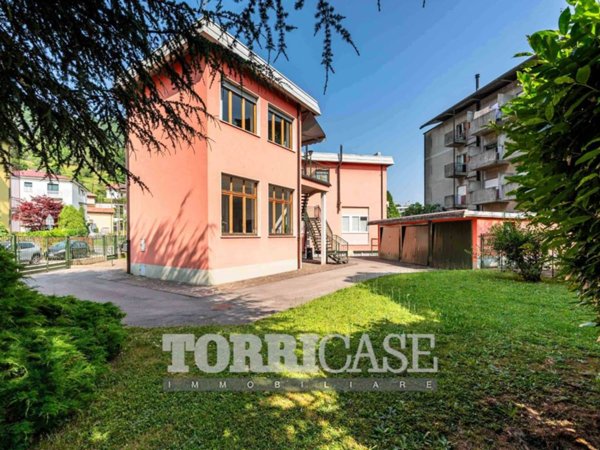 appartamento in vendita ad Alzano Lombardo