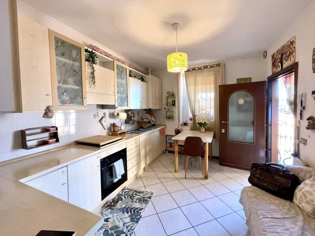 appartamento in vendita ad Alzano Lombardo