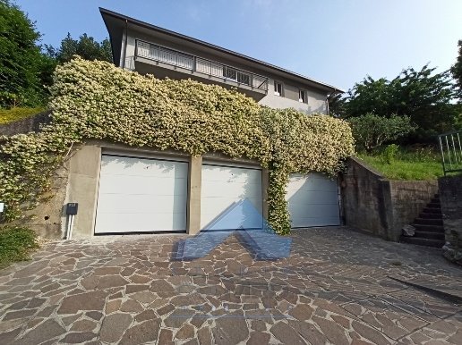 appartamento in vendita ad Alzano Lombardo