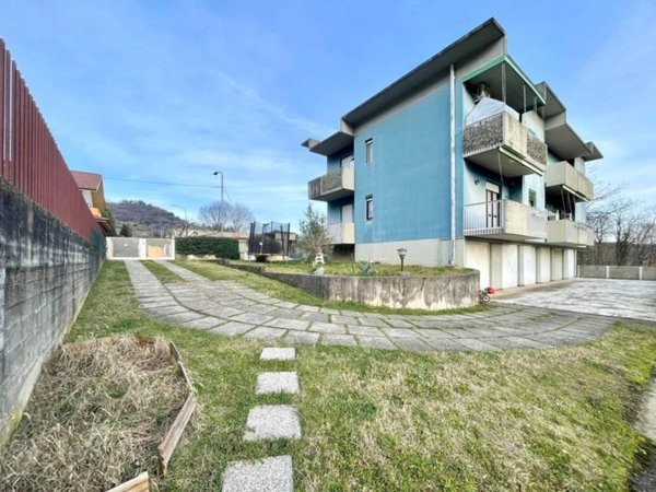 appartamento in vendita ad Alzano Lombardo